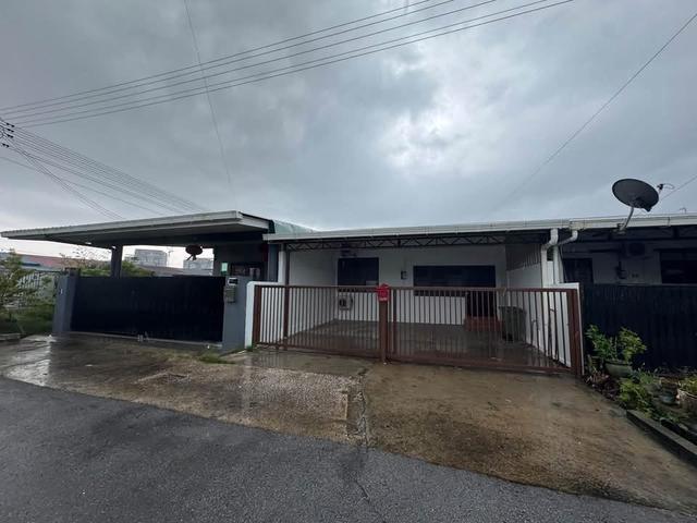 Terraced House for rent in Kuching, Bahagian Kuching
