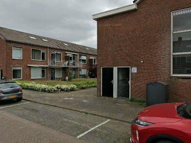 Woning te huur in Numansdorp, Zuid Holland