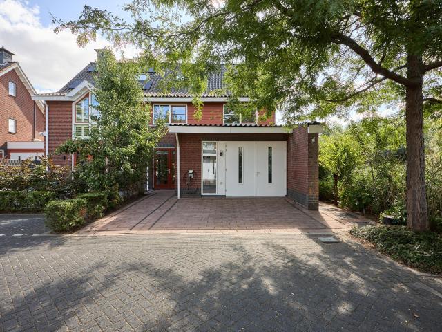 Woning te huur in Berkel En Rodenrijs, Zuid Holland