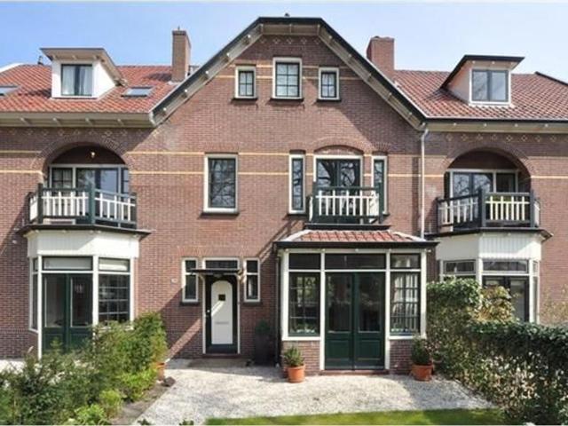 Landhuis te huur in Bussum