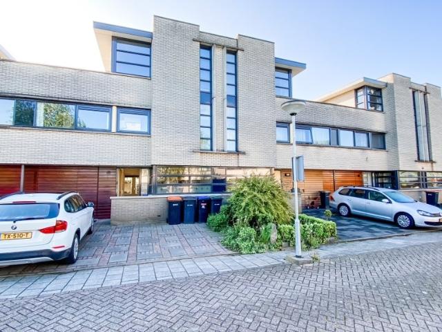 Woning te huur in Olland, Zuid Holland