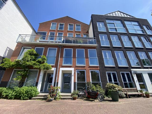 Woning te huur in Olland, Zuid Holland