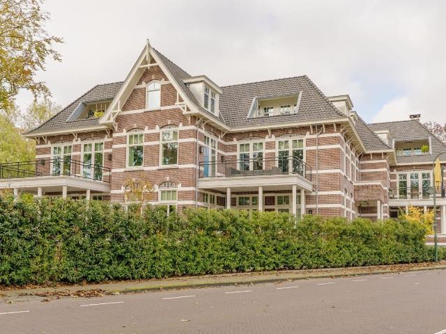 Appartement te huur in Laren, Noord Holland
