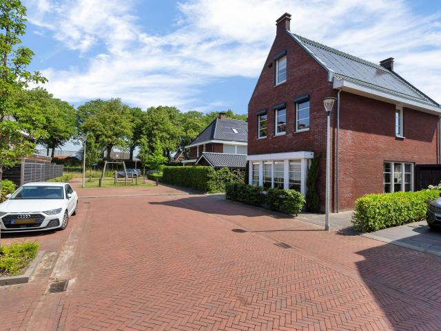 Woning te huur in Poortwijk, Oud-Beijerland