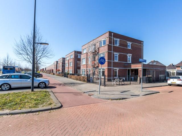 Woning te huur in Het Lage Land, Rotterdam