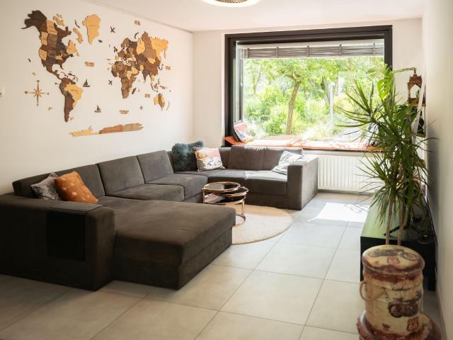 Woning te huur in Het Lage Land, Rotterdam