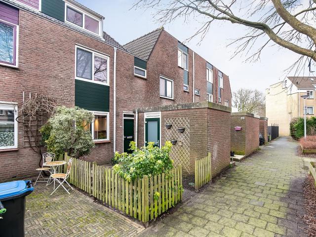 Landhuis te huur in Spijkenisse