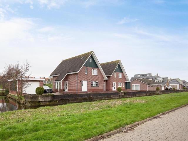 Woning te huur in Oude-tonge, Zuid Holland