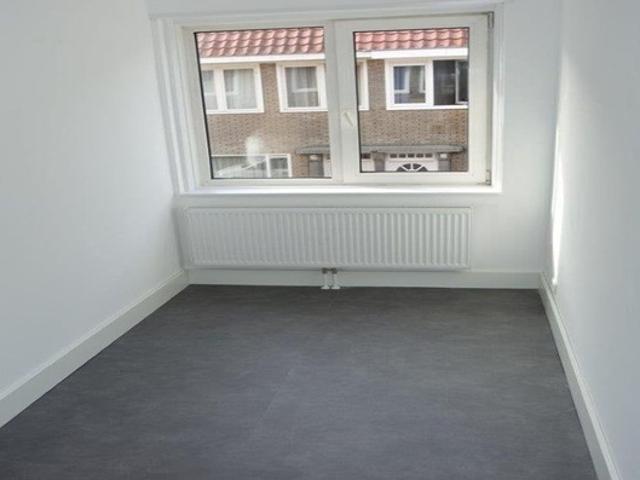 Woning te huur in Stratum, Noord Brabant