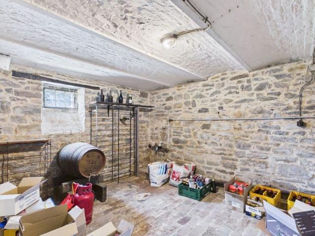 Maison location à Ene, Wallonie