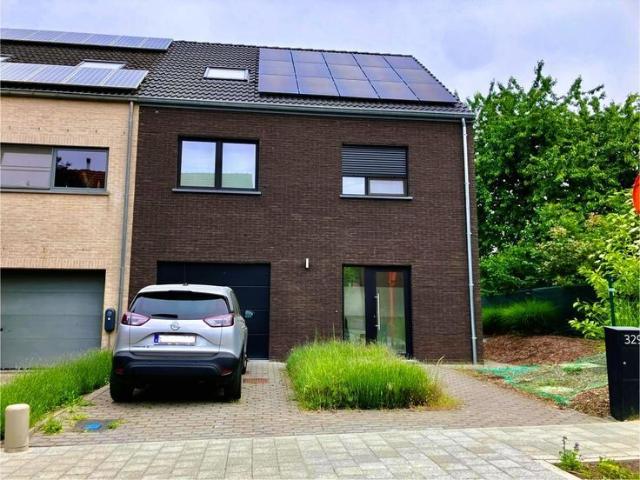 Maison location à Lava, Brabant