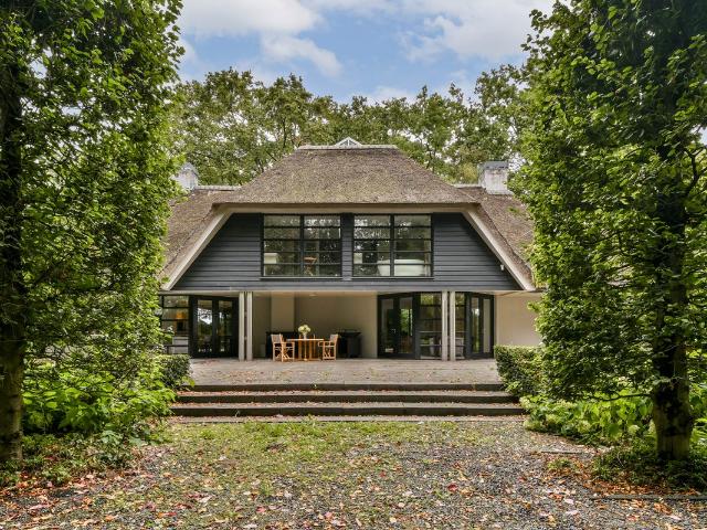 Woning te huur in Blaricum, Noord Holland