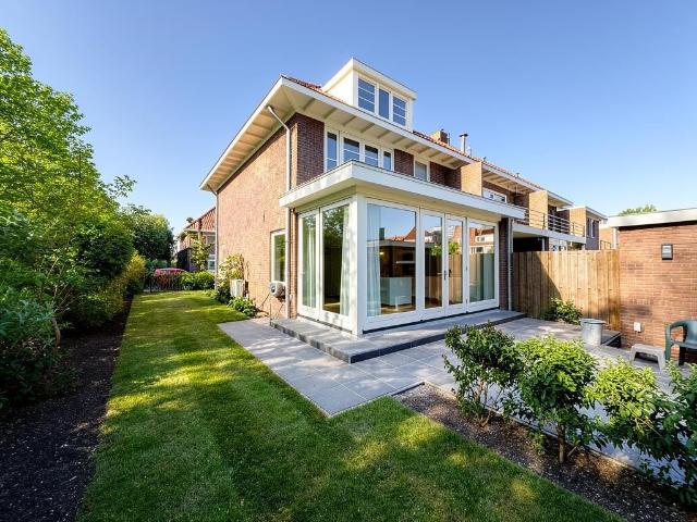 Woning te huur in Duivendrecht, Noord Holland