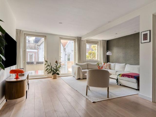 Woning te huur in Zuid, Amsterdam
