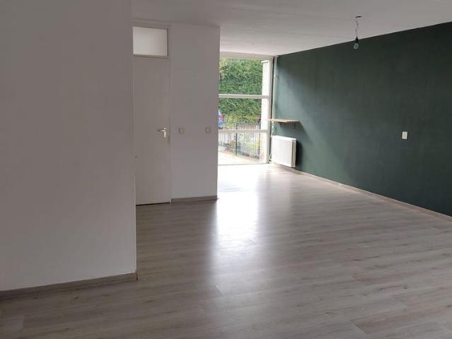 Woning te huur in Wolfsbos, Hoogeveen