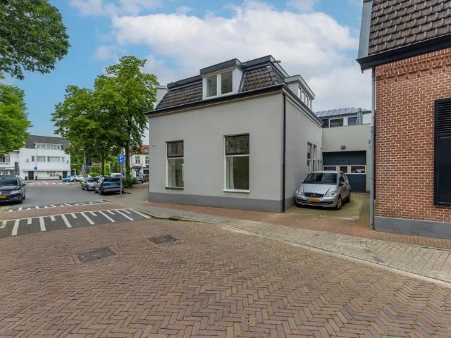 Woning te huur in Bussum, Noord Holland