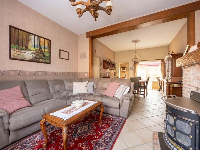 Maison location à 's-Gravenwezel, Schilde