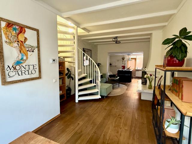 Woning te huur in Loosduinen, Zuid Holland