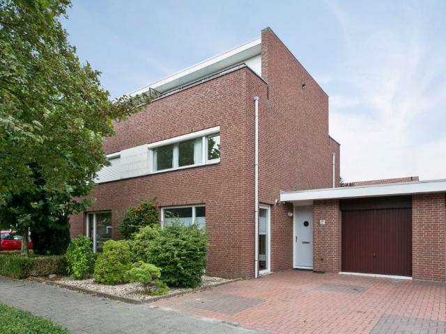 Woning te huur in Genoenhuis, Geldrop