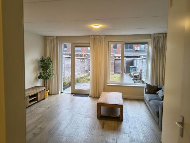 Woning te huur in Marlot, Delft
