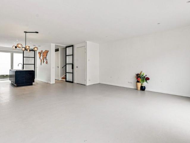 Woning te huur in Zuidoost, Amsterdam