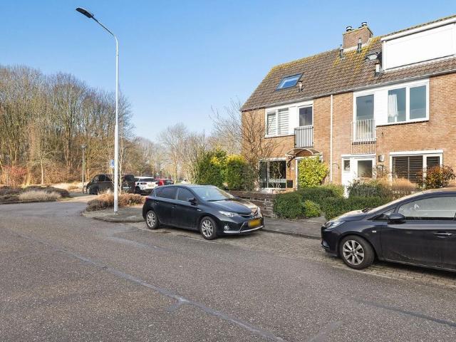 Woning te huur in Overbos, Hoofddorp