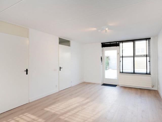 Woning te huur in Tussen de Vaarten, Almere-haven