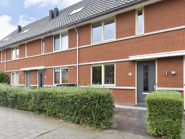 Woning te huur in De Dijken, Den Haag