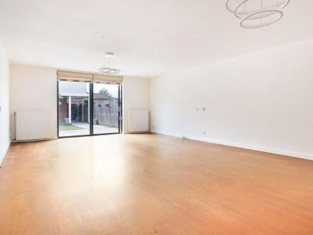 Woning te huur in Velden, Zuid Holland