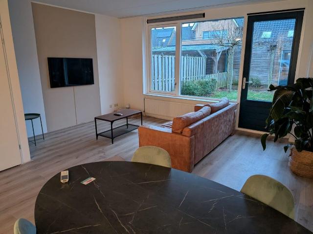 Woning te huur in Barendrecht, Zuid Holland