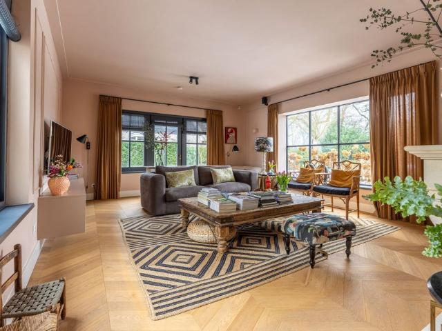 Woning te huur in Laren, Noord Holland
