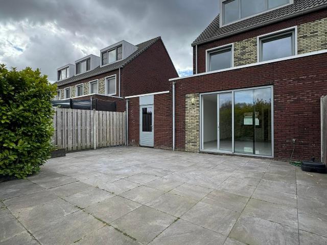 Woning te huur in IJsselmonde, Rotterdam