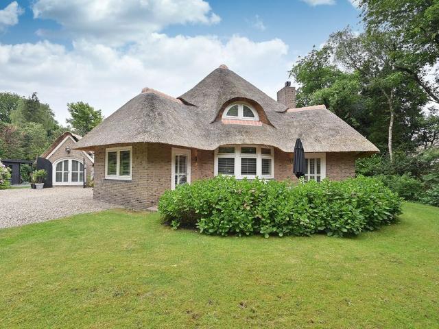 Woning te huur in Laren, Noord Holland