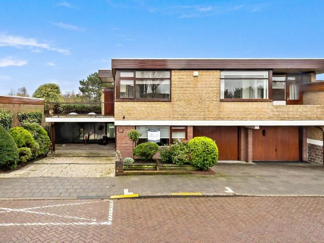 Woning te huur in Loosduinen, Zuid Holland