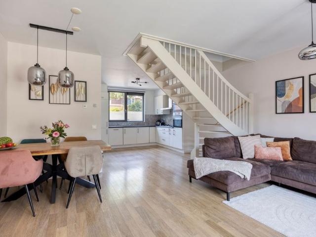 Woning te huur in De Dijken, Zuid Holland