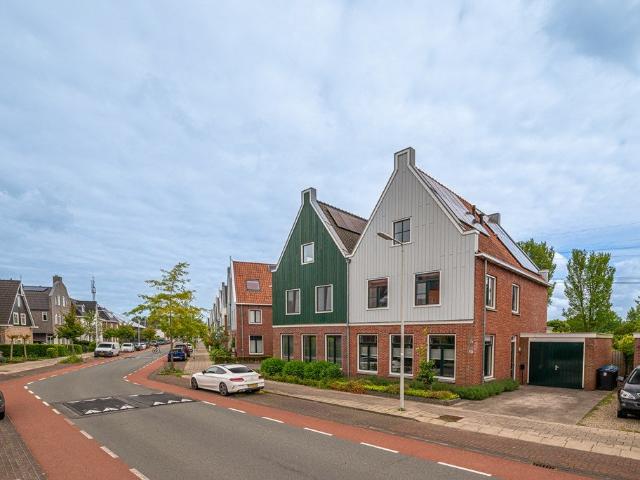 Woning te huur in Luijendijk Zuid, Landsmeer