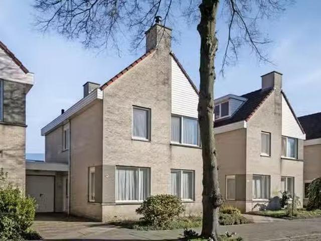 Woning te koop in Stratum, Noord Brabant