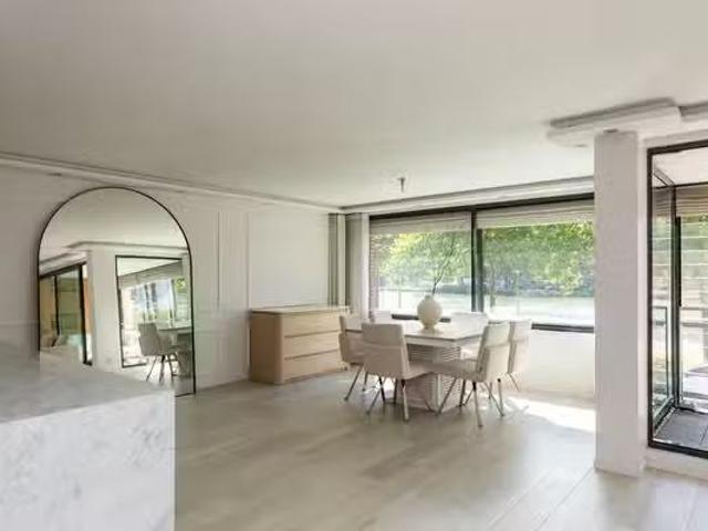 Woning te koop in Charlois, Rotterdam
