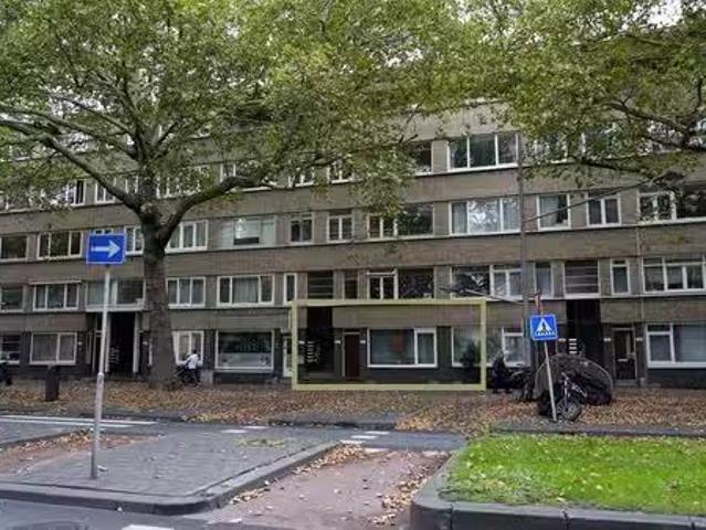 Woning te koop in Charlois, Rotterdam
