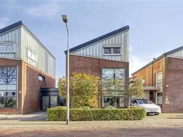 Woning te koop in De Blaak, Tilburg