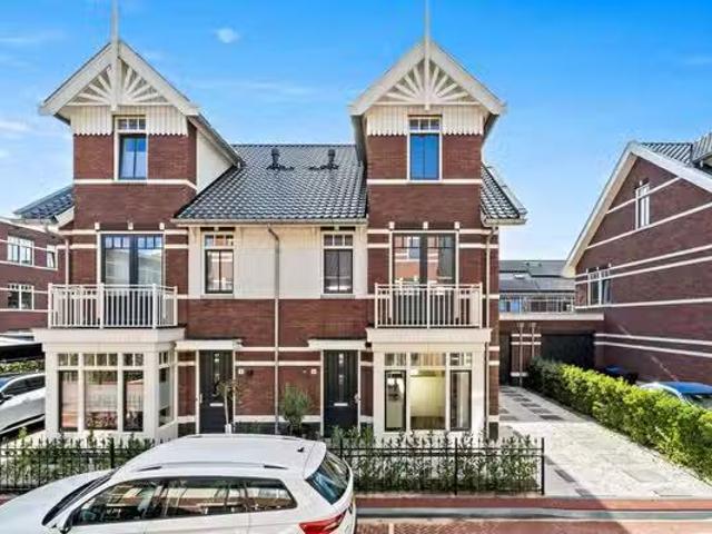 Woning te koop in Den Haag, Zuid Holland