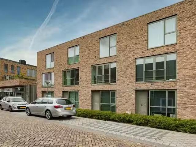 Woning te koop in Westwijk, Vlaardingen