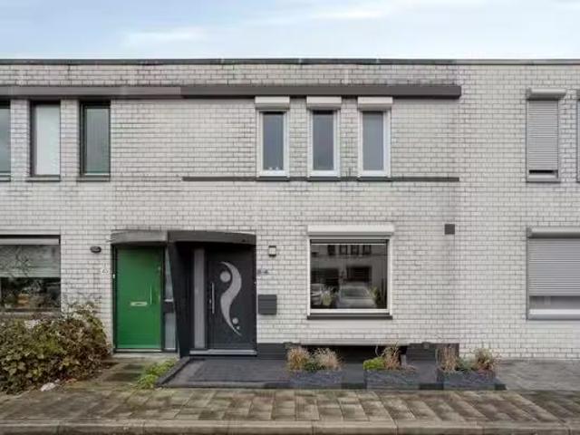 Woning te koop in Amby, Limburg