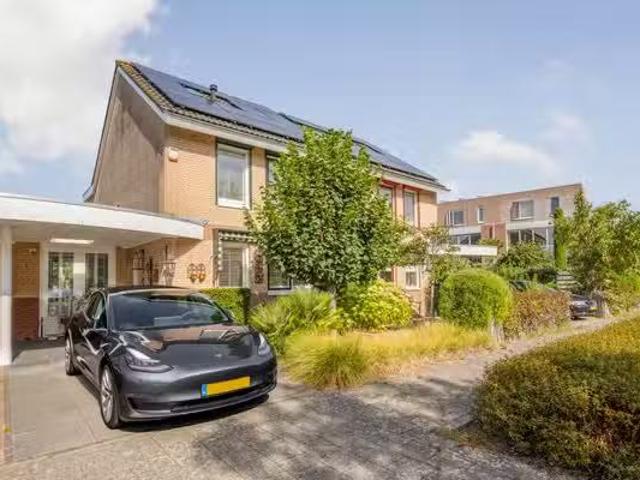 Woning te koop in Almere-haven, Flevoland