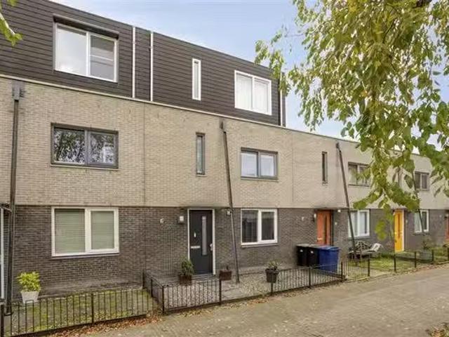Woning te koop in Eilandenbuurt, Almere-haven