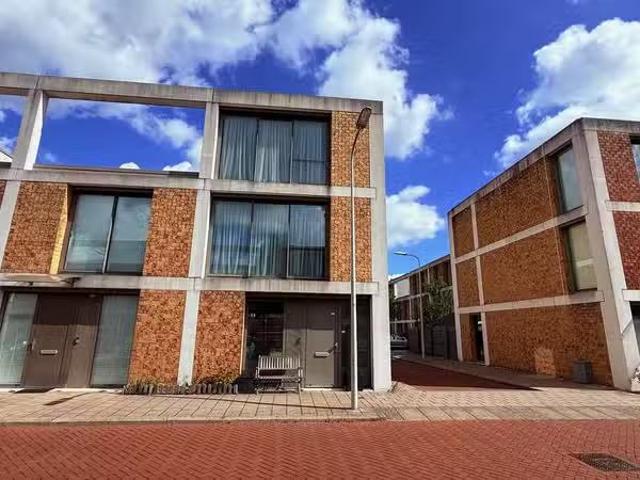 Woning te koop in Loosduinen, Zuid Holland