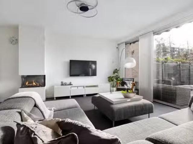 Woning te koop in Het Lage Land, Rotterdam