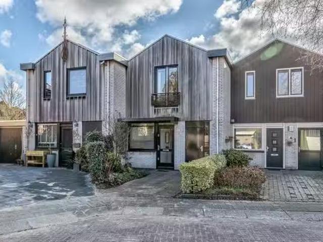 Woning te koop in Zevenkamp, Rotterdam