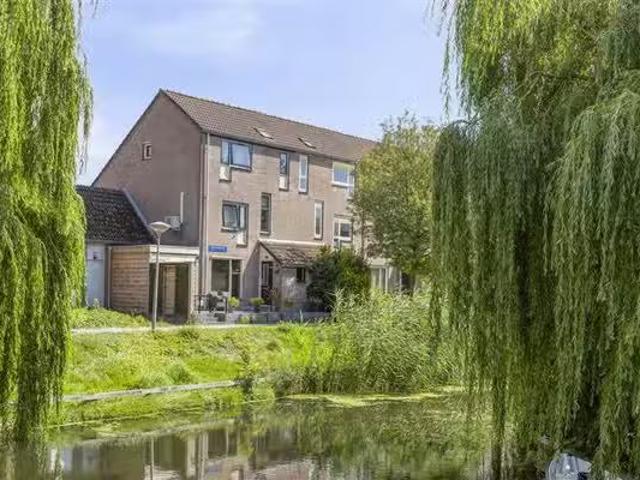 Woning te koop in Almere-haven, Flevoland
