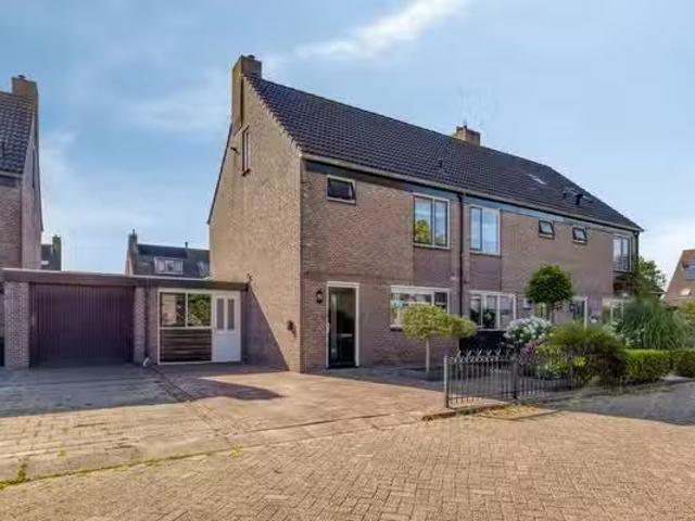 Woning te koop in Purmerend, Noord Holland